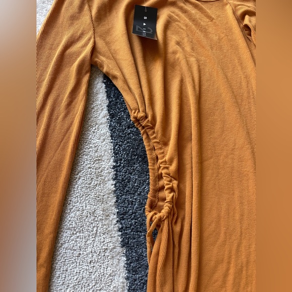 21 Saints Mustard yellow dress - Picture 5 of 6